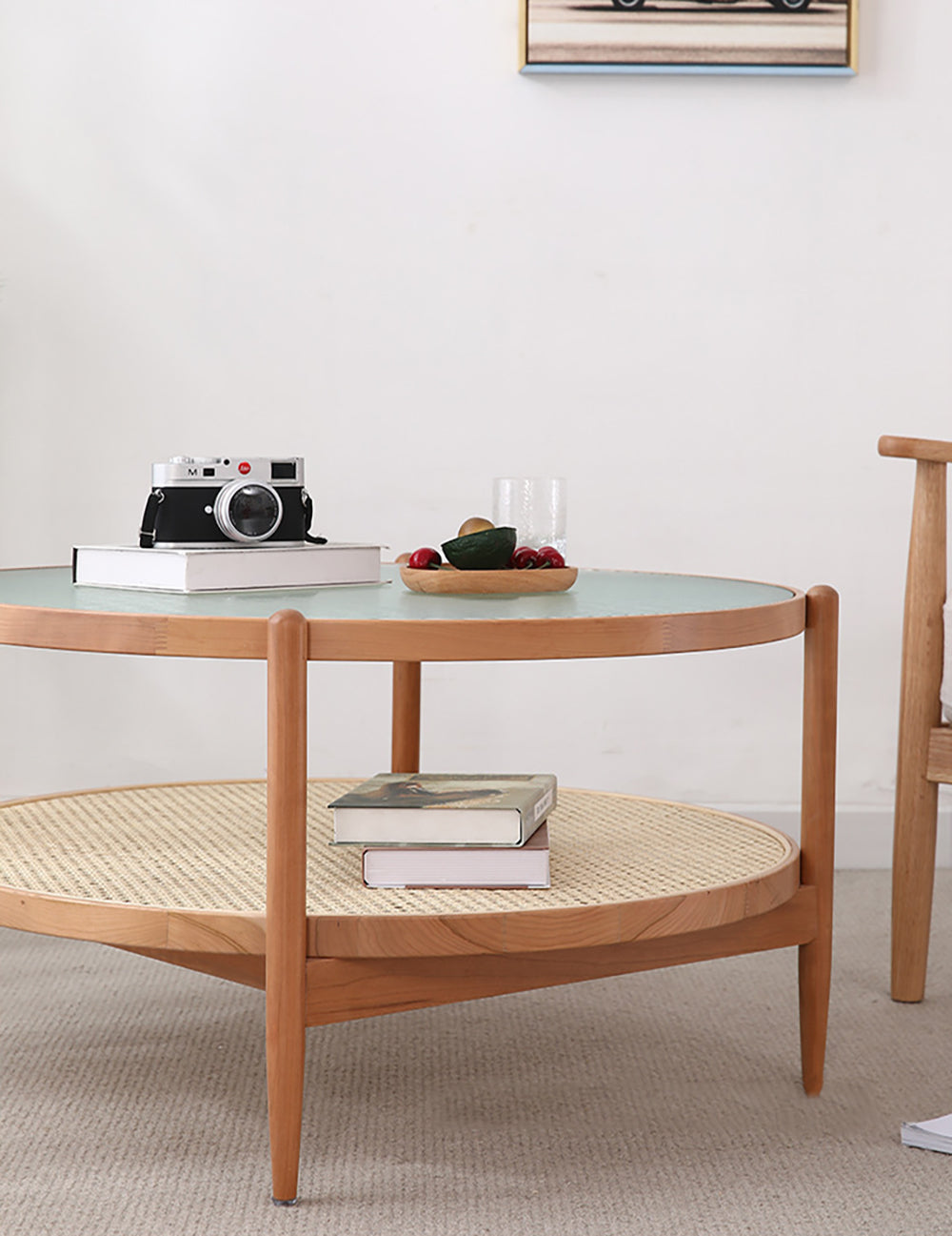Table basse Chikoo ronde en bois de cerisier et rotin - Fainko