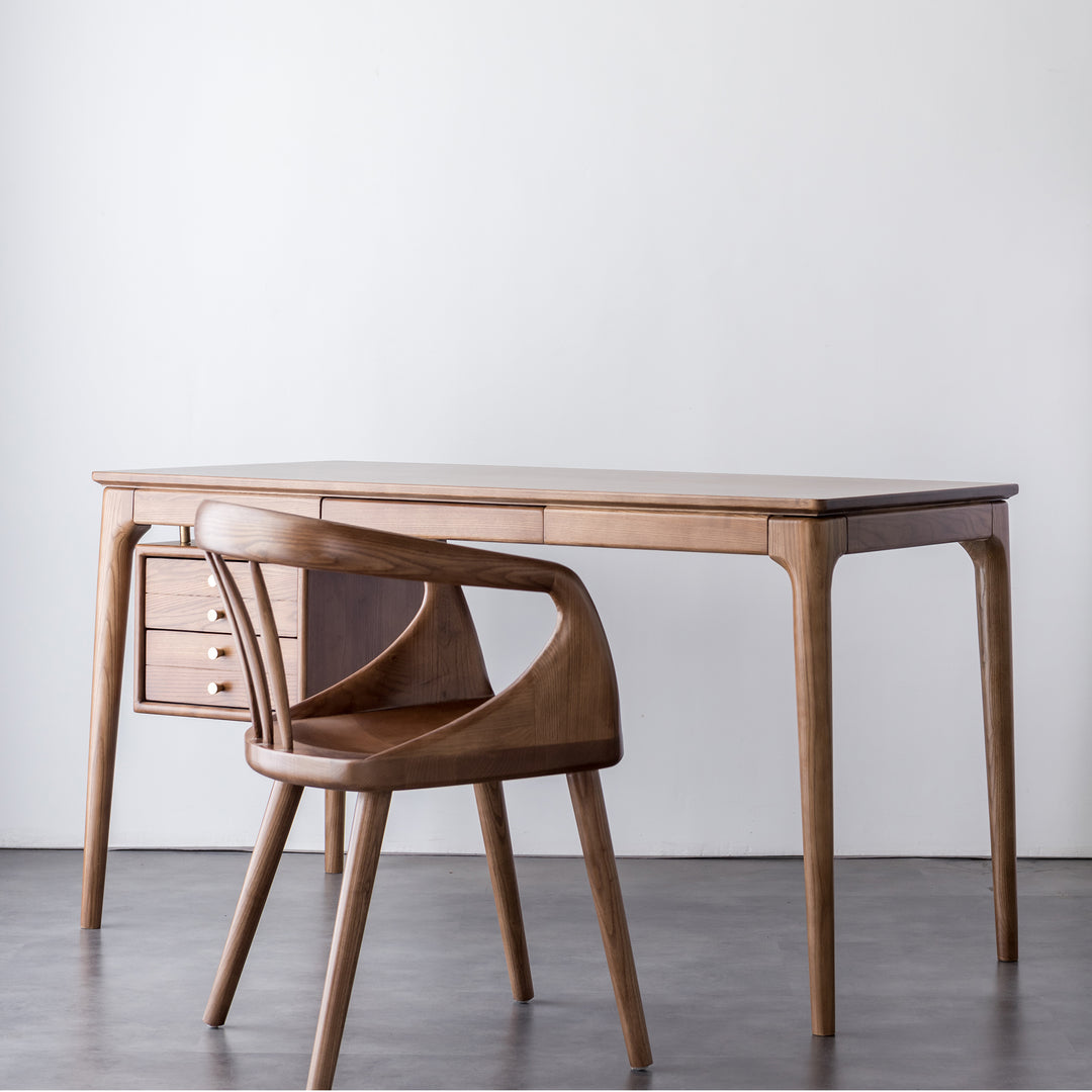 Fauteuil Vero en bois massif  en couleur Noyer - Fainko