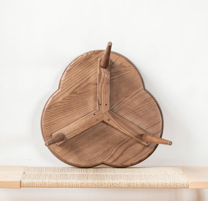 Table basse cloud en bois massif couleur noyer - Fainko
