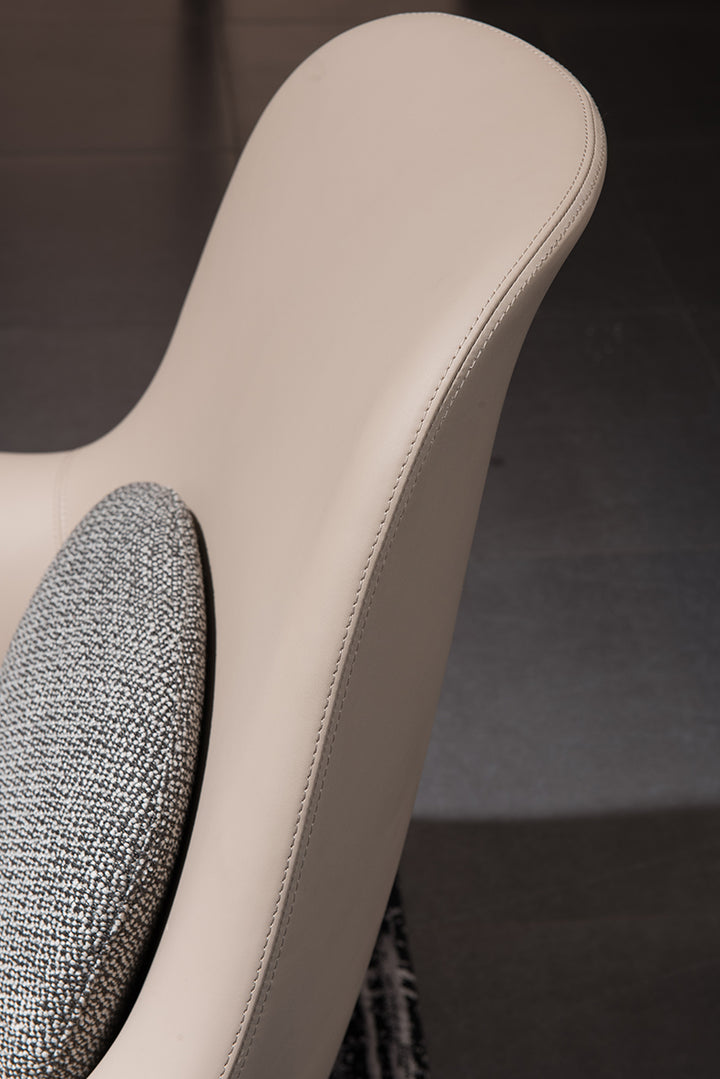 Fauteuil beige en cuir synthétique et tissu gris - Beta - Fainko